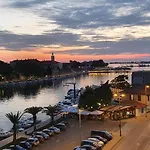 D&d - Luksuzni U Uvali Jazine, Zadar